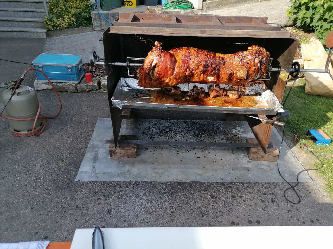 Grillfest 2023 am Sportheim Wörnitzstein – Ein Abend voller bayerischer Gemütlichkeit